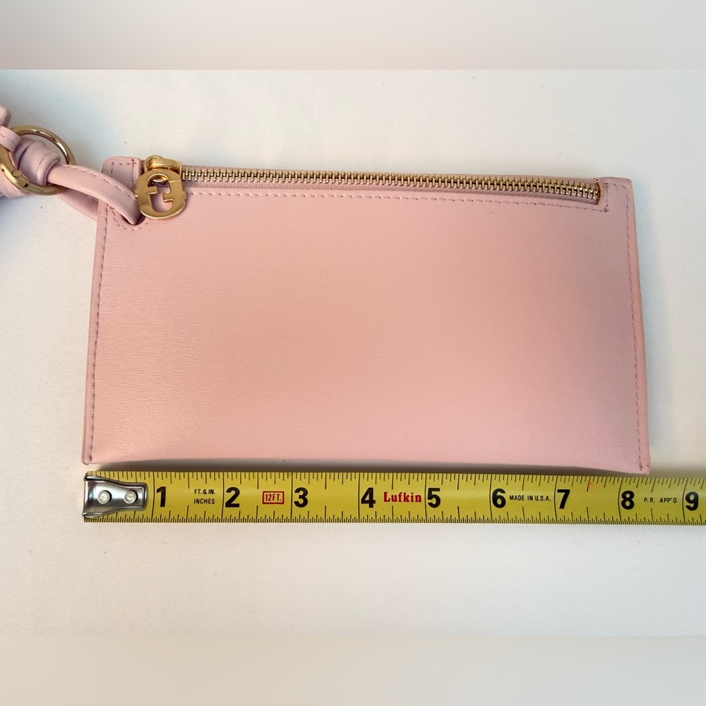 ๐ Stylish Pink Wristlet Wallet Set โ 2 Pieces! ๐ - Picture 12 of 16